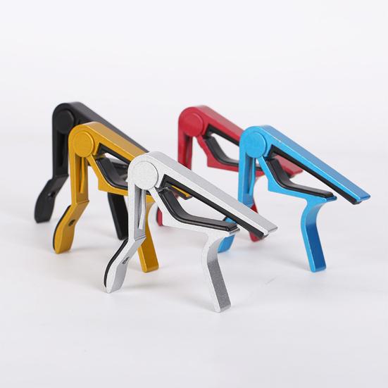 

Гітарний каподастр для акустичної та електрогітари Універсальний 6-струнний гітарний затискач Металевий каподастр для укулеле для баса мандоліни банджо синій