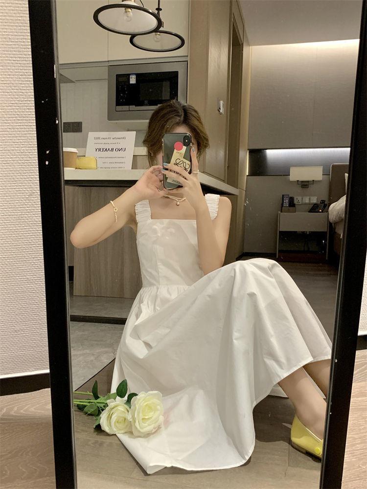Women's 2025 Summer French Mid-Length Waist-Slimming Temperament Dress