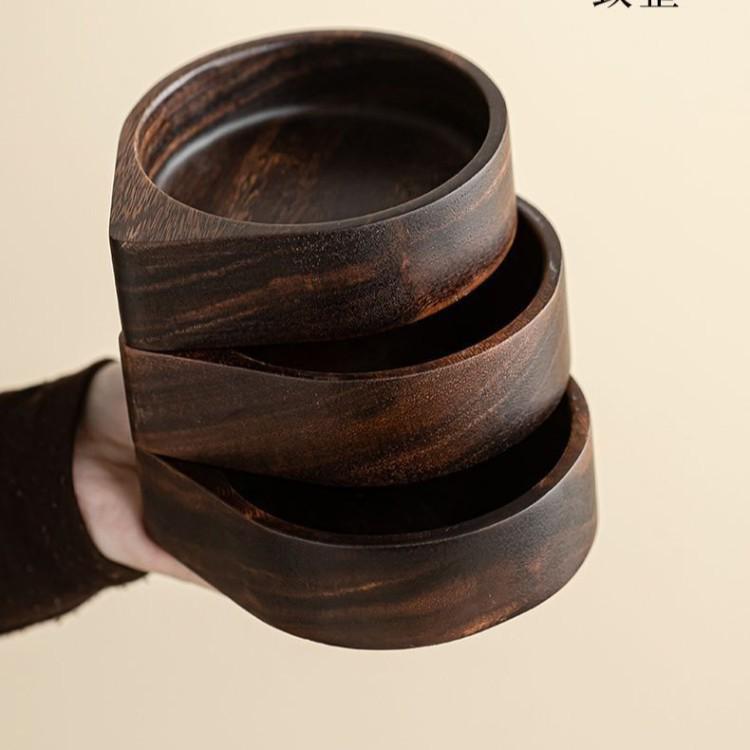 Japanese Walnut Wood Round Plate - Retro Style for Tea, Nuts, and Fruit