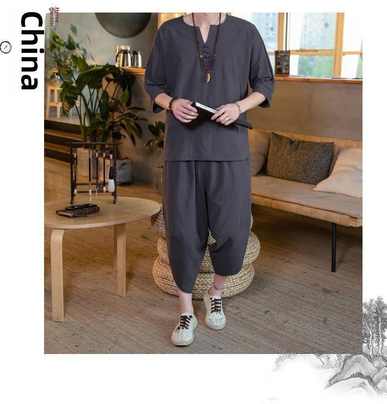 Men's Retro Chinese-Style Cotton & Linen Buttoned Three-Quarter Sleeve T-Shirt and Shorts Set