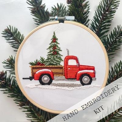 Handmade Christmas Embroidery Kit With Embroidery Hoop Craft Needlepoint Kit Christmas Cross Stitch Kits Embroidery Beginners