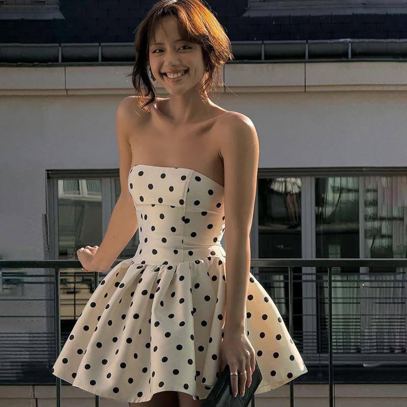 Winter New Women's Clothing Fashion High Sense Polka Dot Printing Retro Tube Top Slim Sexy Dress