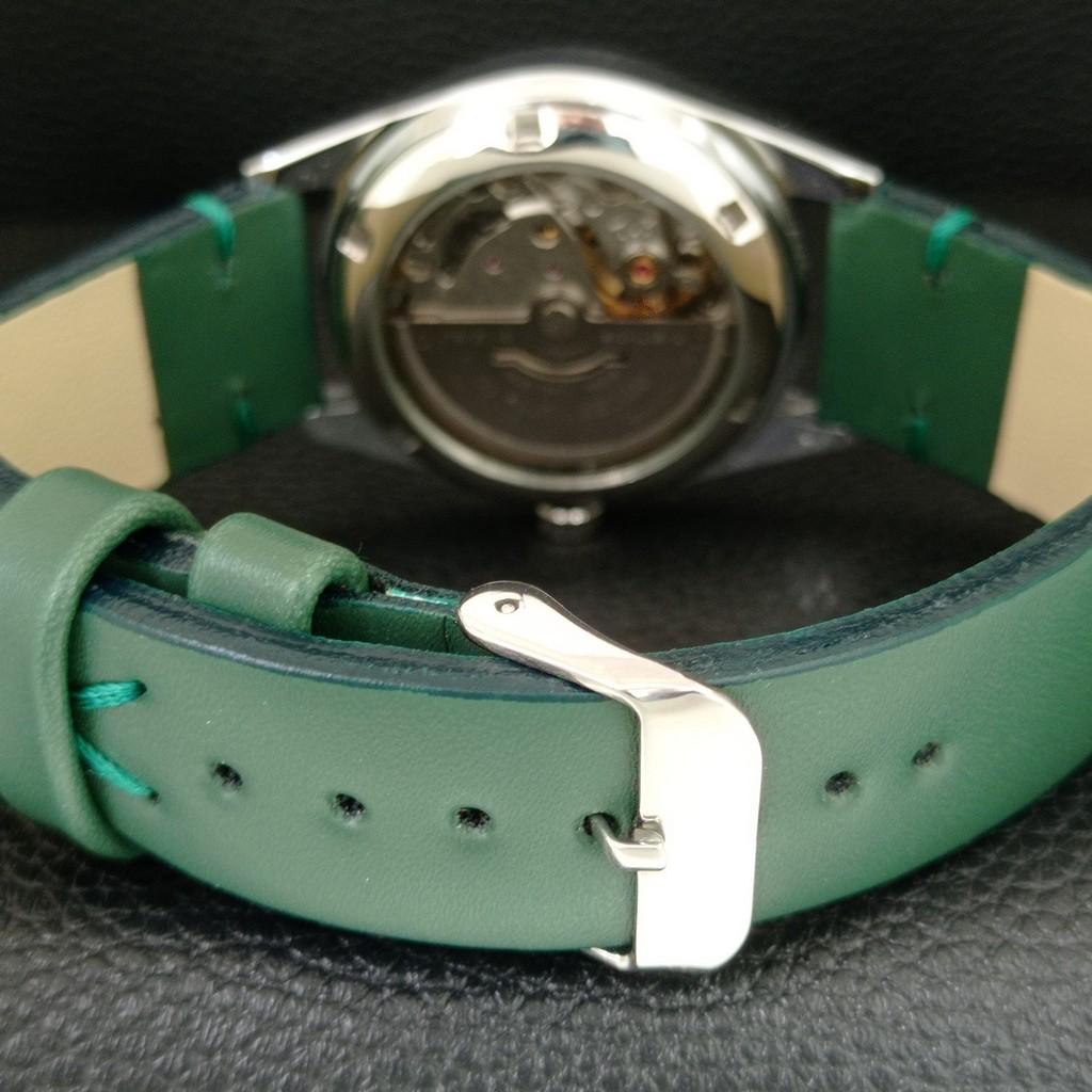 VINTAGE REFURBISHED CITIZEN AUTOMATIC 8200 JAPAN MENS GREEN DIAL WATCH a447163-1