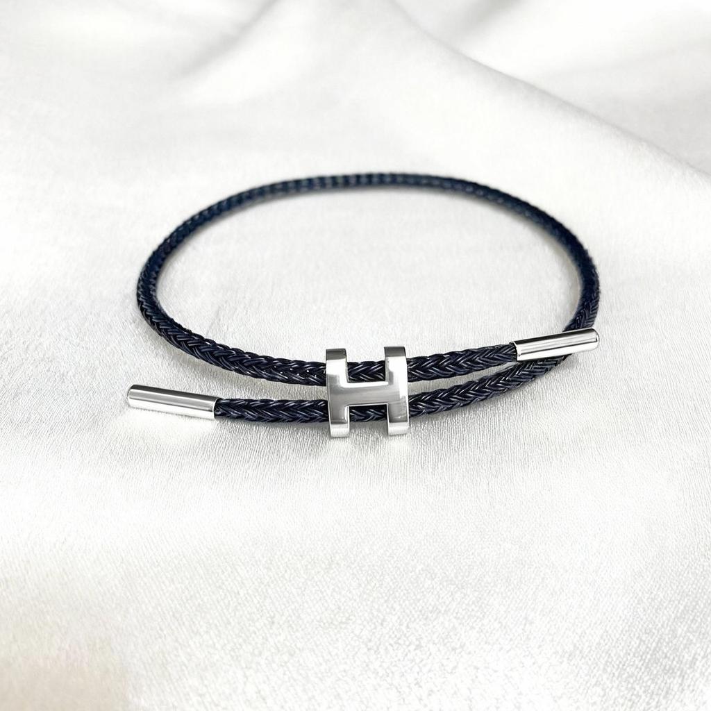 Brățară Reglabilă din Oțel Titan cu Cataramă în Formă de I Transfrontalieră, Finisaj Aur Dur 3D Rezistent la Decolorare, Design Rezistent la Apă și Transpirație