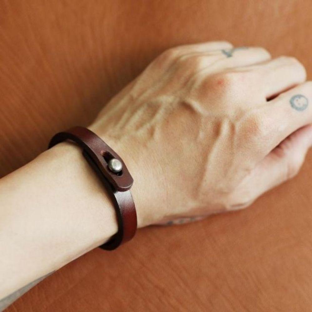 Leather Trend All & Brooch Premium Cowhide Bracelet
