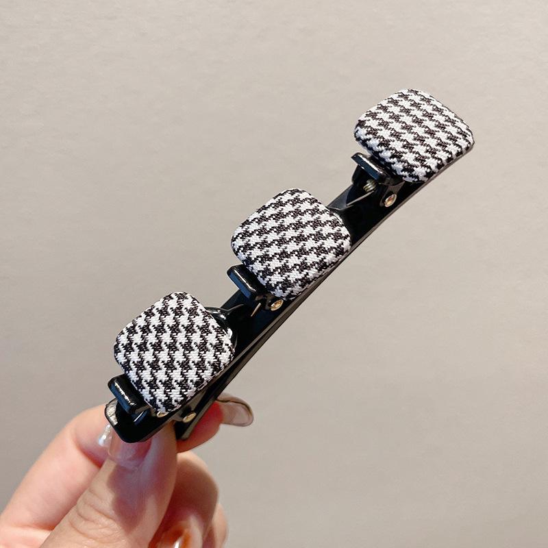 Autumn & Winter Coffee Hair Clip: Women's Seamless Duckbill, BB & Bangs Clips