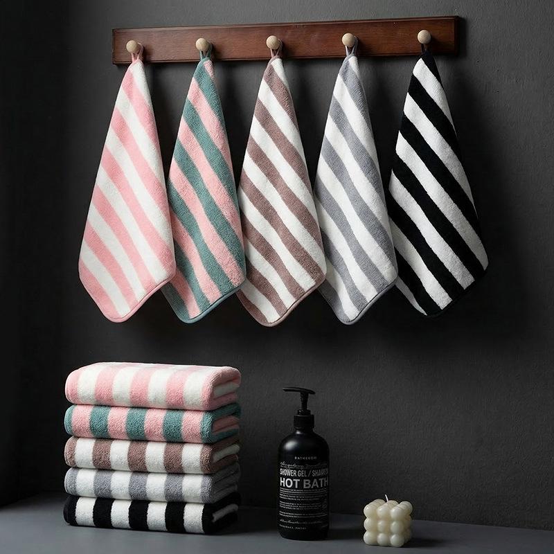 Wholesale Coral Fleece Towels: Soft, Thick, Absorbent, Non-linting