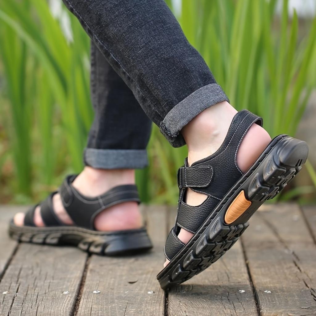 Men's Classic Casual Sandals, Head Layer Cowhide Leather Comfortable and Durable, Beach Vacation Shoes, Non-slip Soft Bottom Outdoor Hollow Sandals
