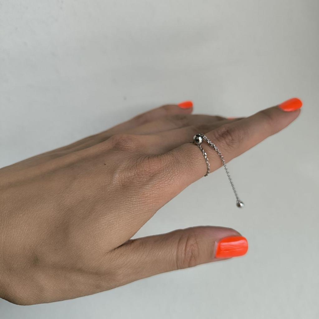 Srebrny pierścionek bez kamieni, waga produktu 0,78 g (2183853)