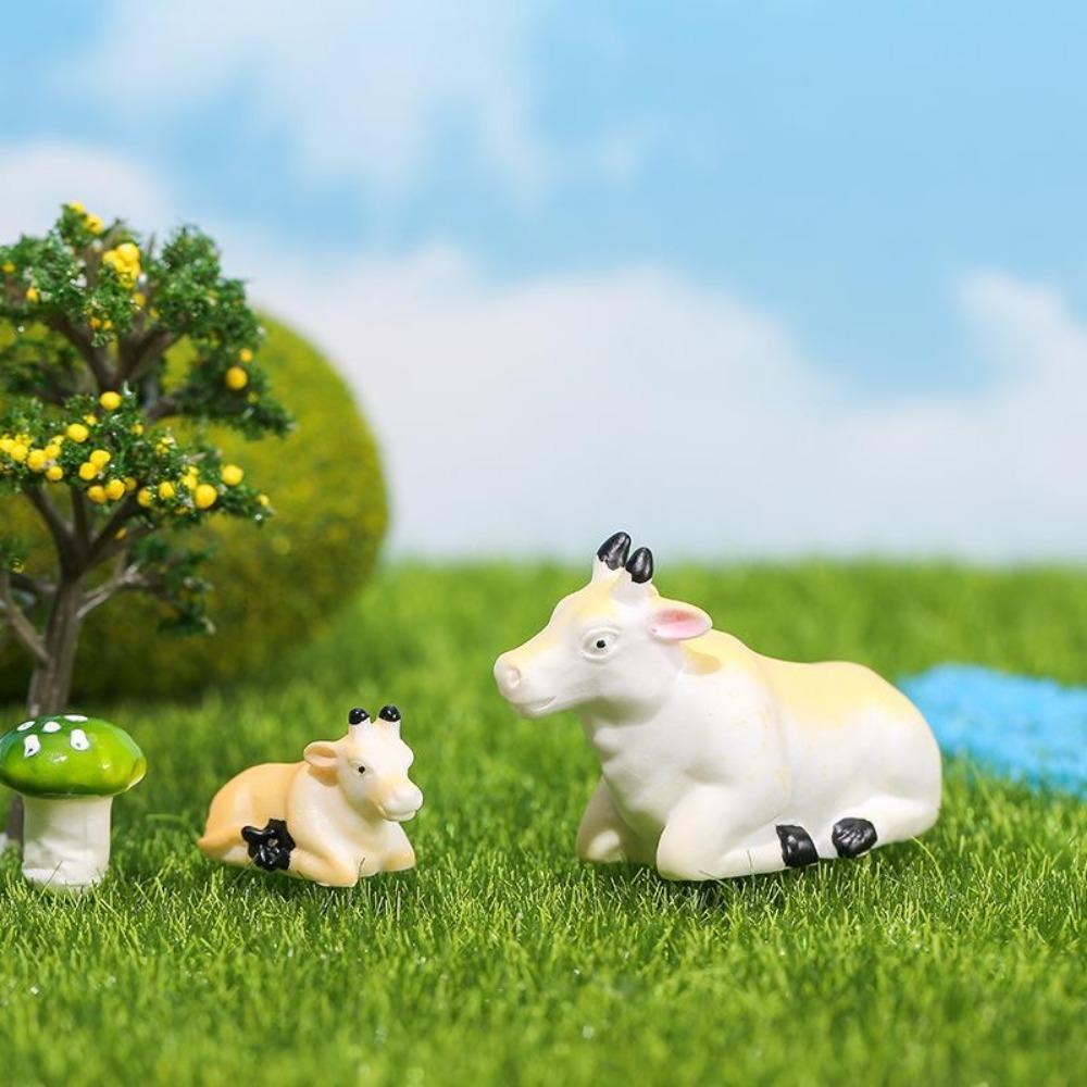 Миниатюрная фигурка милого маленького крупного рогатого скота — фото 5