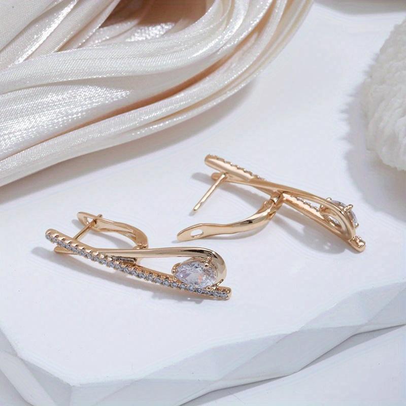 Boucles d'oreilles longues en Zircon pour femmes, 1 paire, goutte d'eau, bijoux de couleur dorée, pierre brillante, boucles d'oreilles à Clip tendance