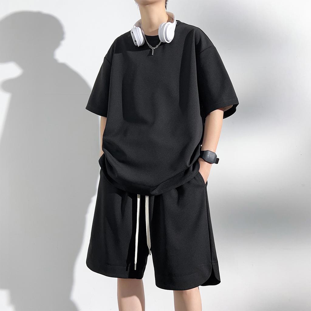 Sommer Kortarmet T-skjorte og Shorts Sett   Eksenfarget Treningsdresser Løse Oversized Herre Sett Fritids Sportsdrakt