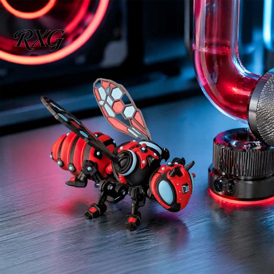 Creative Bookshelf Decoration 3D Printed Articulated Bee Figurine, Flexible Joint Fidget Toy with Keychain, Mechanical Futuristic Desk Accessory
