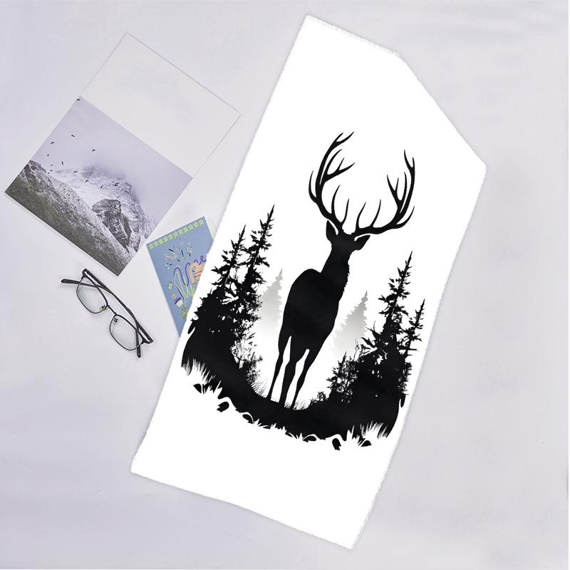 Hunter Fashion Beach Towel: Ideal for Summer Adventures Soft, Absorbent and Quick Drying Suitable for Swimming and Bathing