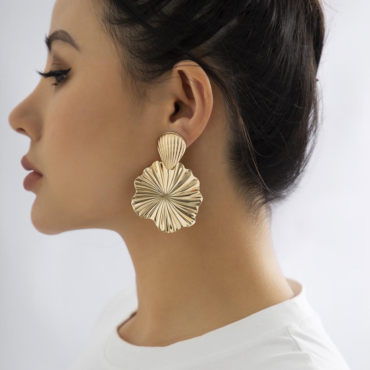 

Liquid Fluid Metal Pleated Leaf Earrings