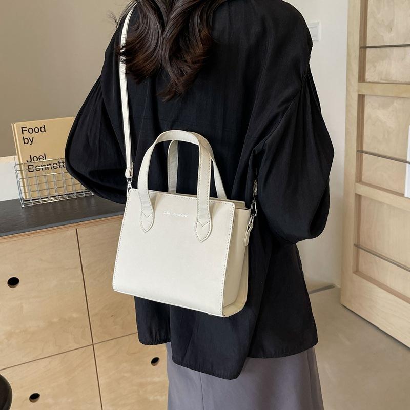 New Summer Bag for Women's Fashionable Simple Shoulder Bag Casual Commuter Crossbody Bag Texture Personalized Tote Bag