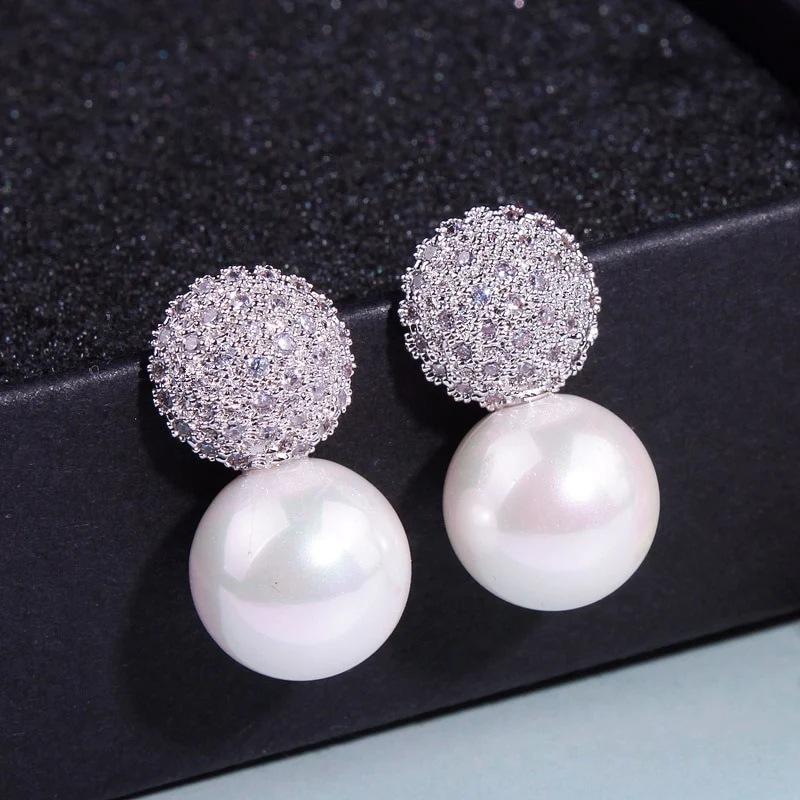 2026 European and American Zircon Pearl Princess Short Earrings Round Geometric Dress Exquisite and Elegant Dazzling Zircon