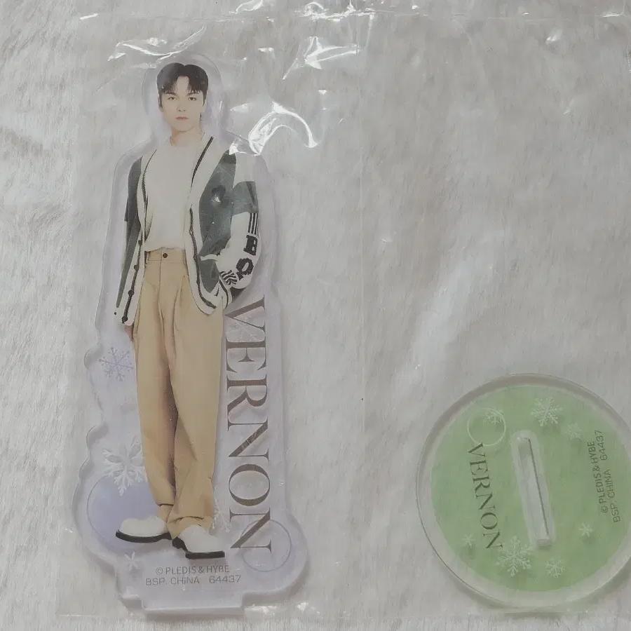 

Seventeen Япония 7-eleven Акриловая подставка Вернон