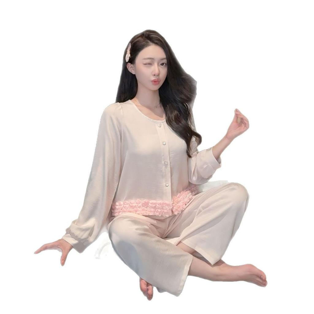 Women's Pink Floral Ice Silk Pajama Set for Fall/Winter - Sweet, Cute, and Suitable for Outdoors.