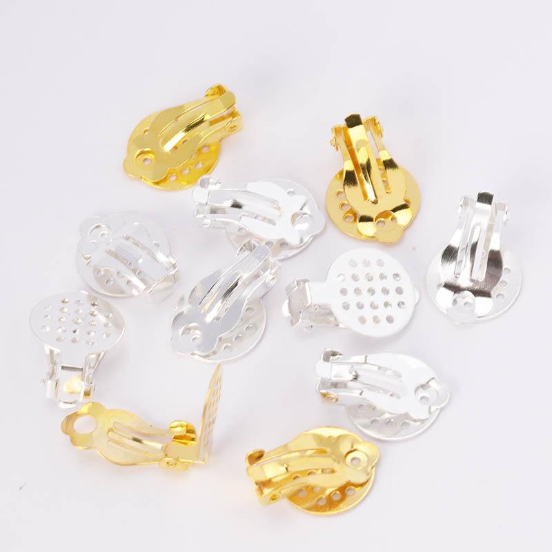 50st Guld Silver Järn Öronklämma Örhängen Hål Infattning Tomma Cabochoner Fästbas DIY Komponenter Smyckesdelar Leverantör Hög Kvalitet