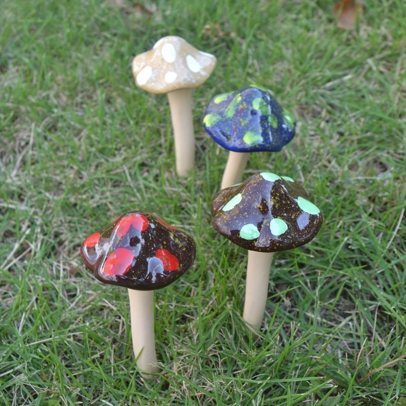Garden Decors Resin Mushroom for Garden Yard Garden Lawn Ornament Decorations Pottery Ornament Outdoor Accessories