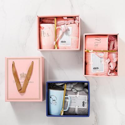 Compact Souvenir Gift Set for Weddings, Events, and Hotel Openings