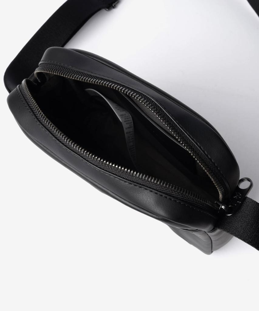 Shoulder Bag LV04D3248G BOLD CK REPORTER [Calvin Klein] Men's BLACK/Black [Used]
