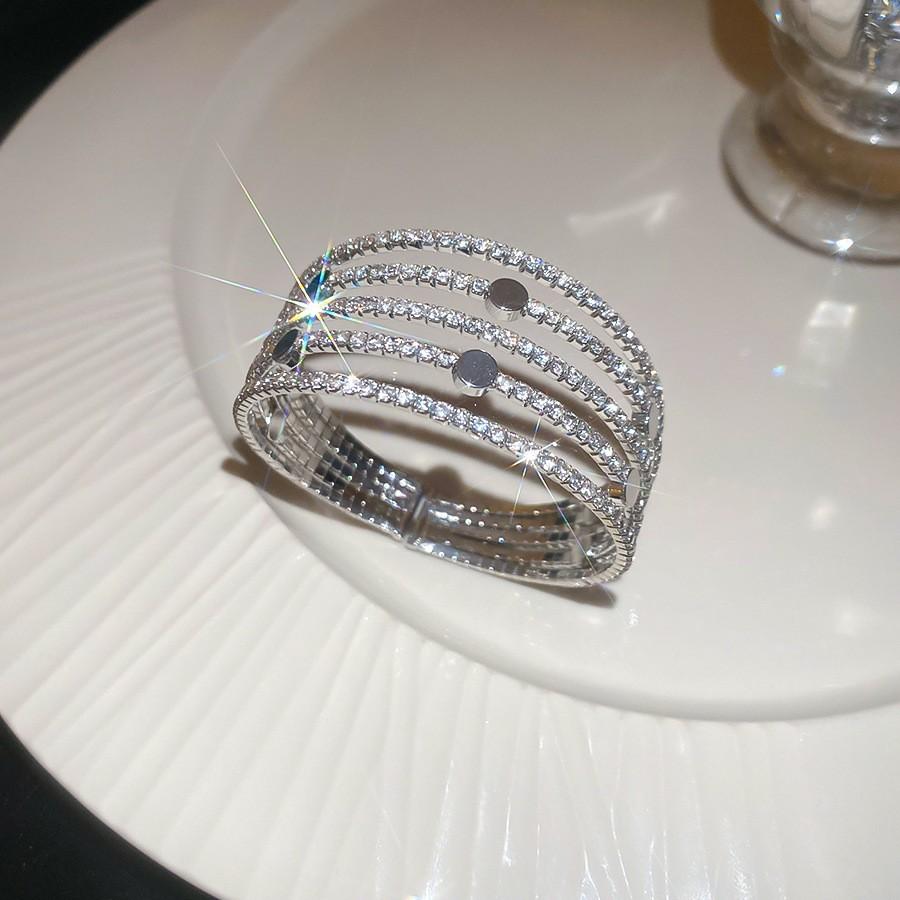 Super Flash Zircon Round Heart-shaped Flower Multi-layer Open Bracelet Exquisite and Beautiful Bracelet Light Luxury Jewelry Women