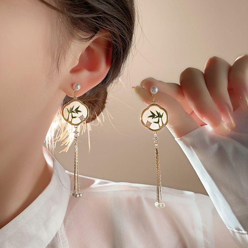 

Flower Tassel Earrings National Style New Chinese Style Earrings Cheongsam Earrings Earrings Women 2025 New Popular High Sense New Chinese Style Bamboo Pearl Tassel