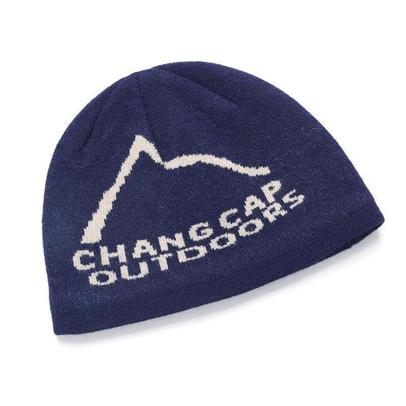 Mountaineering cold hat women's season skiing climbing wool hat outdoor warm knitted ear protection small knitted hat