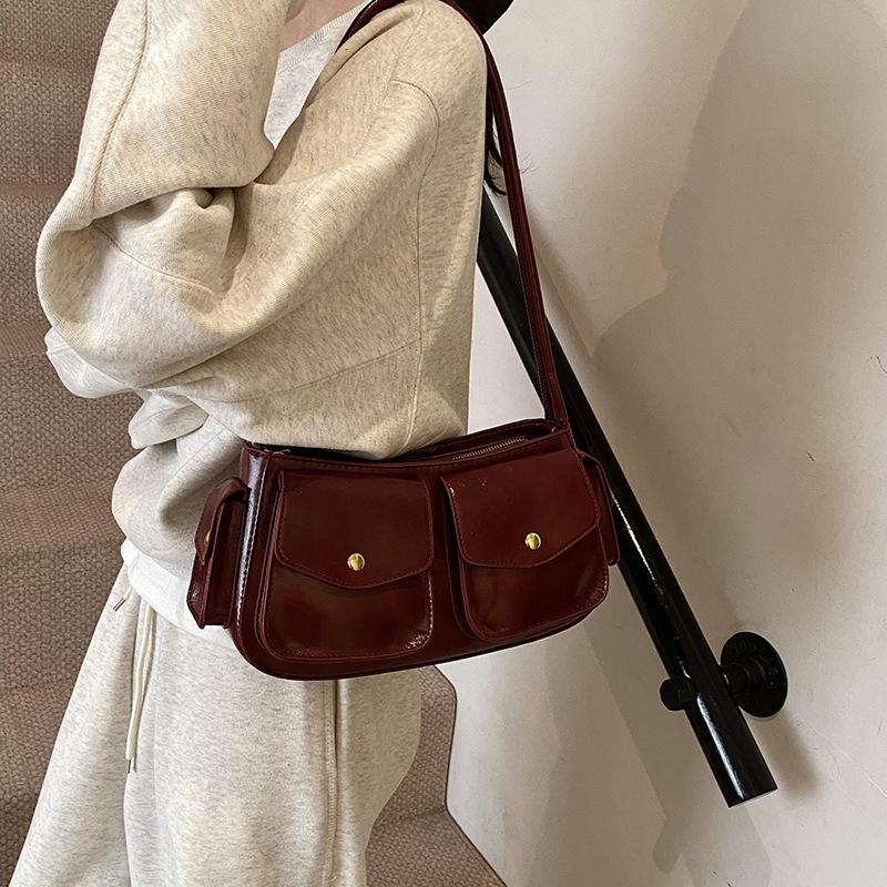 Niche High-End Sense Multi-Pocket Locomotive Bag Temperament Shoulder Armpit Bag Commuter Messenger Baguette Bag