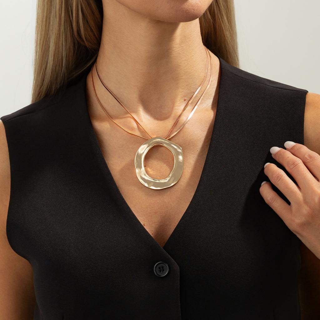 Fashion Irregular Circular Pendant Jewelry Set Gold Silver Color Hollow Necklace Earrings for Women Ins Light Luxury Charm Jewelry Gift