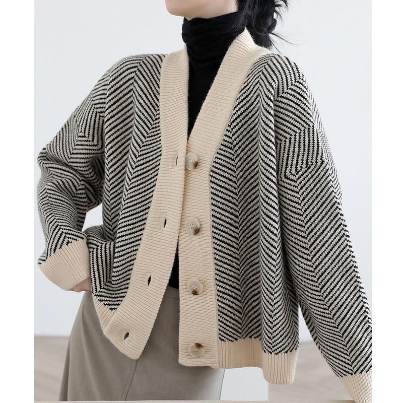 Autumn retro knitted cardigan women's striped lazy wind V-neck sweater jacket women's loose thickened outerwear top