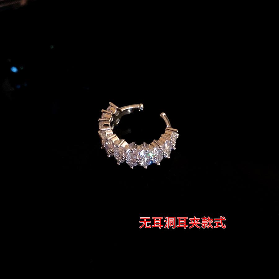 

Korean exquisite zircon swan round ear clips for women without ear piercings, fashion temperament earrings, light luxury and high-end earrings