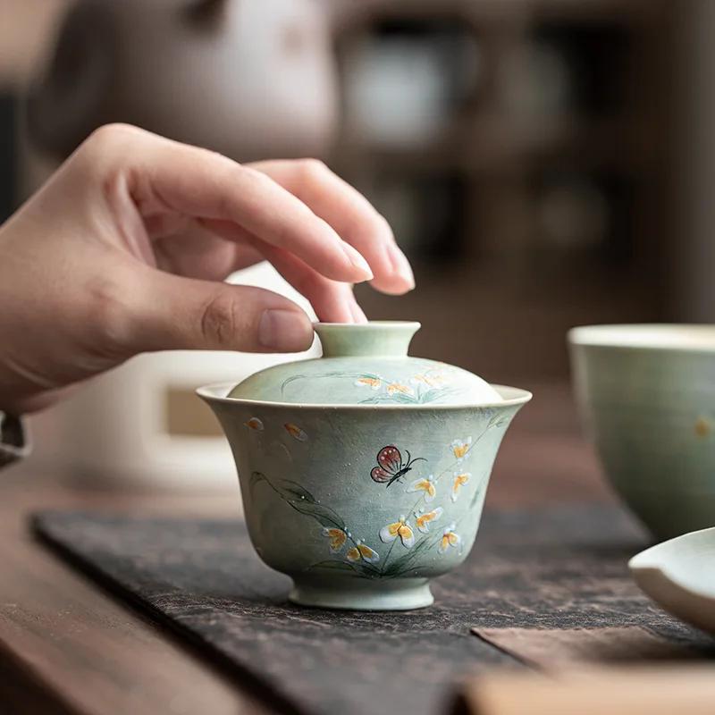 Hand Painted Butterfly Gaiwan Set For Tea Porcelain Chinese Green Tureen Teaware  Tea Bowl Kung Fu