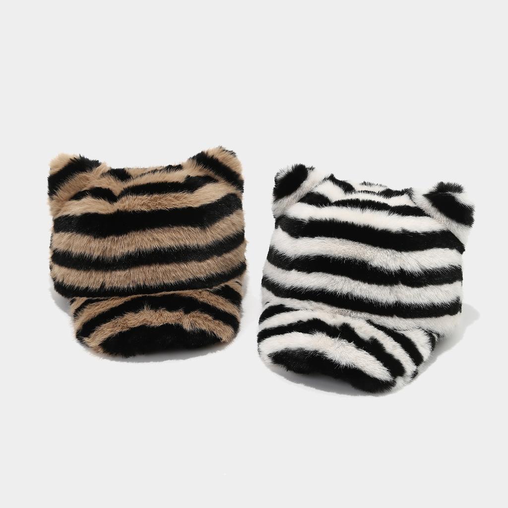 Literary Small Fresh Fashion Cat Ears Plush Baseball Cap Zebra Pattern Thickened Thermal Cap Tide