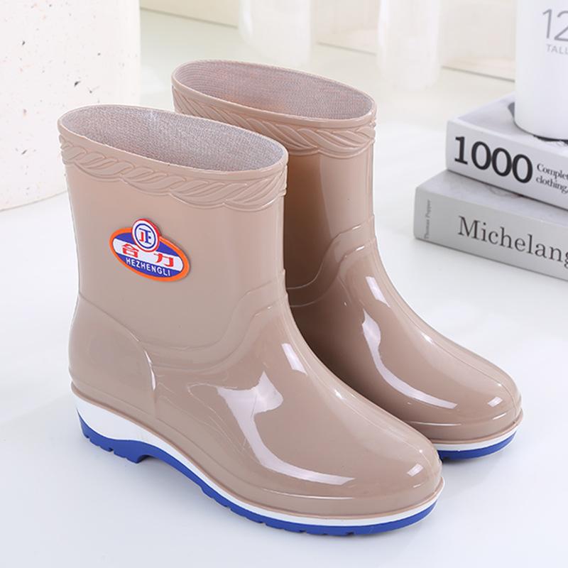 Fashion Adult Rain Shoes Women's Summer Non-slip Warm Water Boots Medium Tube Work Water Shoes Women's Fashion Rubber Shoes Overshoes