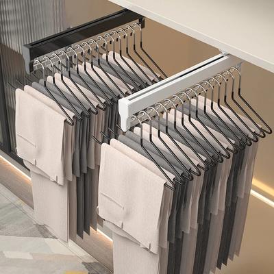 Pomůcky pro praní – Ramínka na oblečení