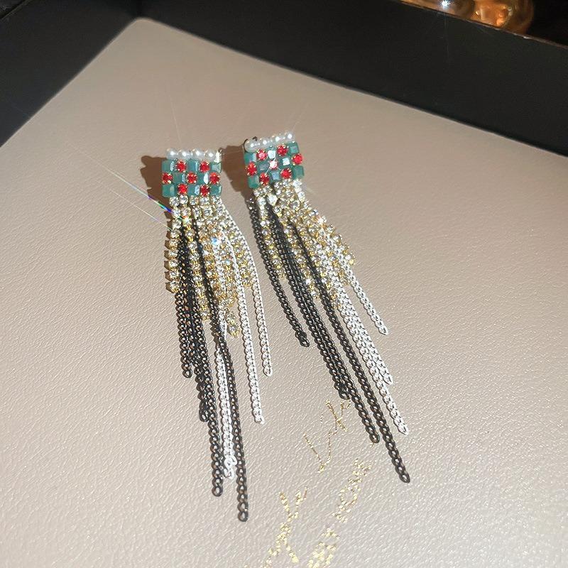 Silver Needle Fashion Diamond-encrusted Geometric Earrings, Long Fringed Earrings, Niche Personality, a Two-wear Earring Wholesale