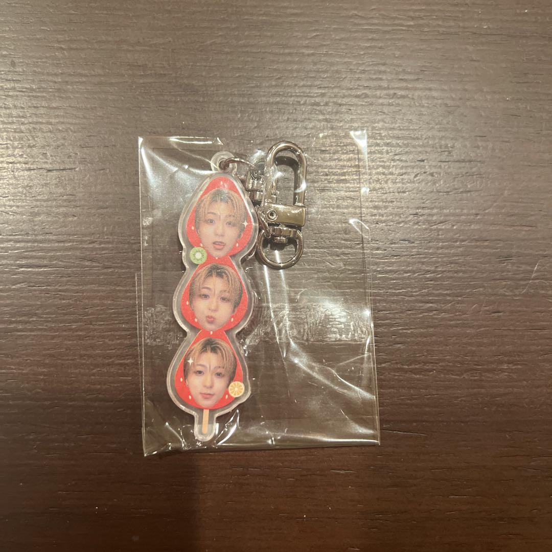 

[USED] NouerA Nuela Miraku Miraku Tanful Key Ring Trading Card Yonton