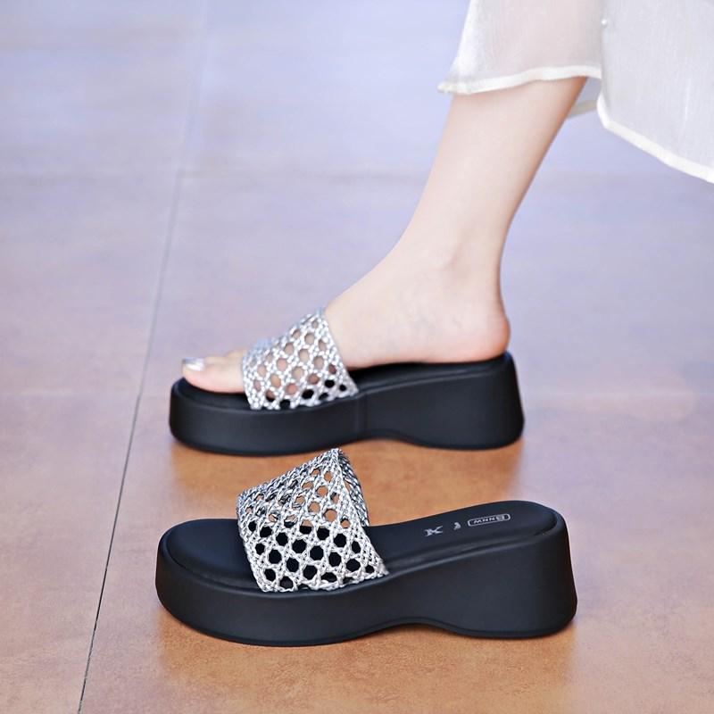 

Fashion CRLAYDK Fashion Sandals for Women Mesh Slip On Slides Ladies Casual Open Toe Hollow Out Summer Platform Walking Beach Slippers 35