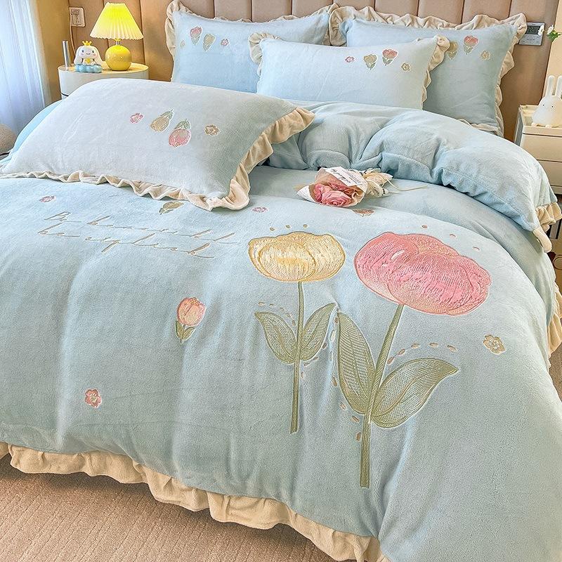 Princess Wind Thickened Milk Coral Fleece Bed Four-Piece Set Fleece Bedding Plush Quilt Cover Bed Sheet Person