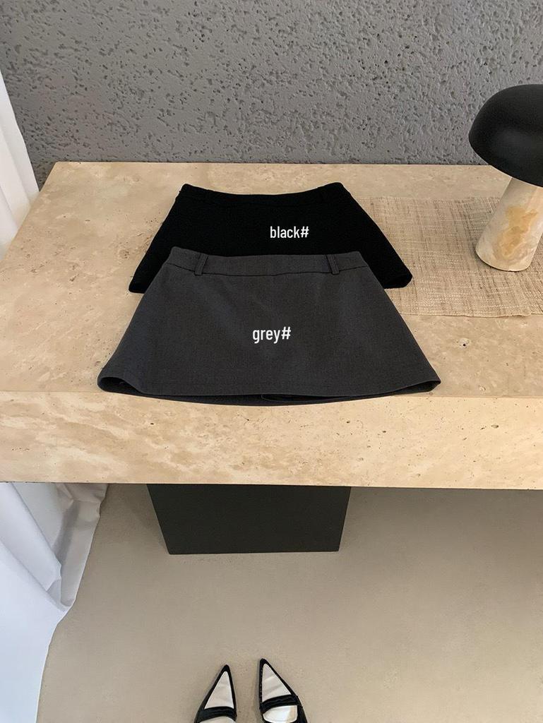 WGWE8628 Low-rise A-line Hip-Hugging Ultra-short Skirt Shorts for a Hot Girl Look