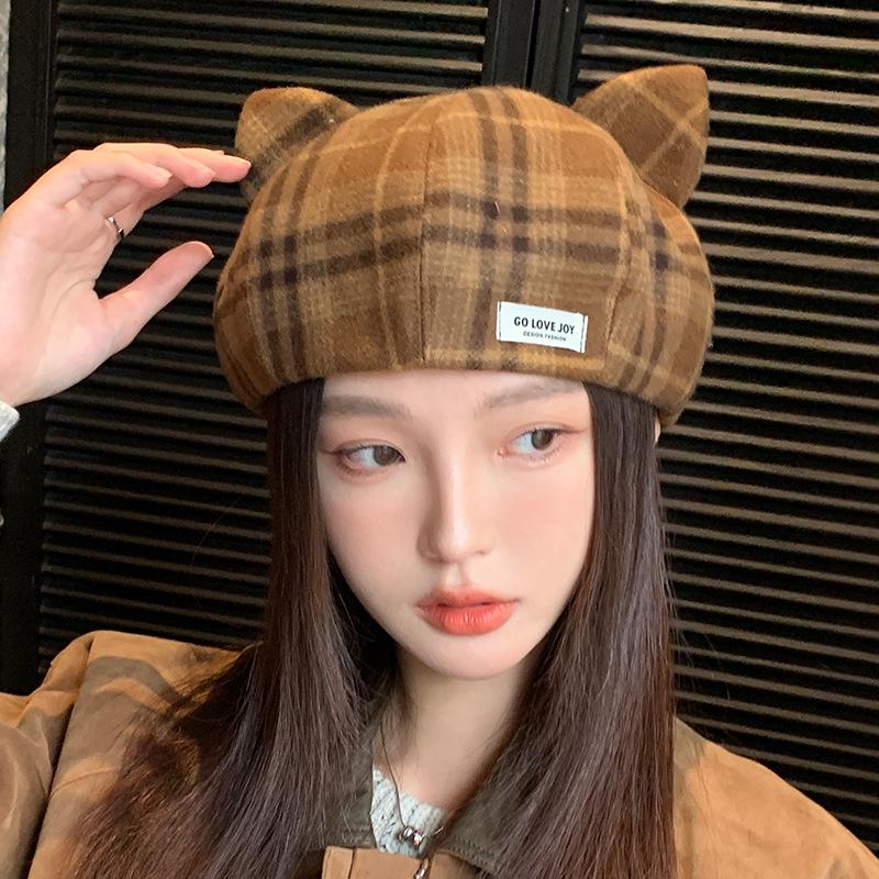 Classic Plaid Wool Beret with Cute Cat Ears - Artistic Painter Style for Autumn/Winter