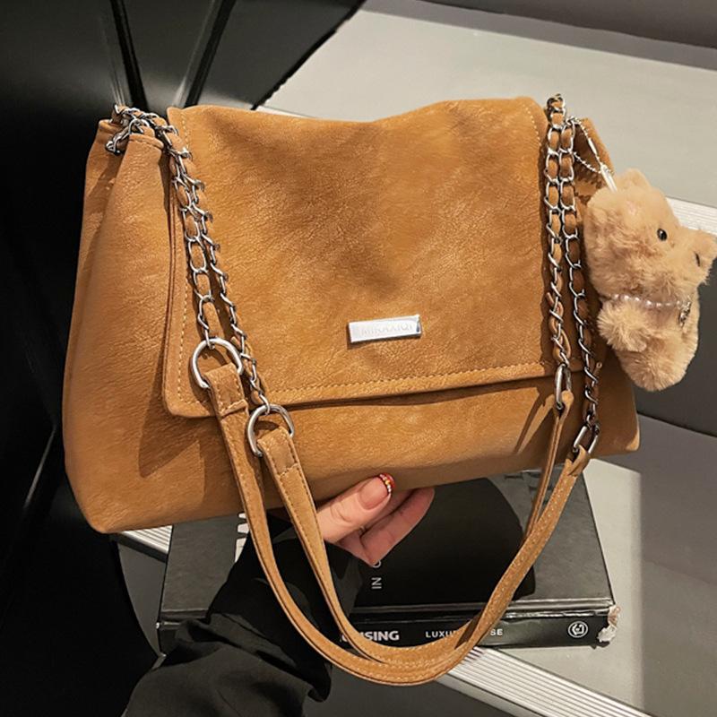 Niche and Stylish Bag, Large-capacity Commuter Tote Bag, and Fashionable Single-shoulder Bag