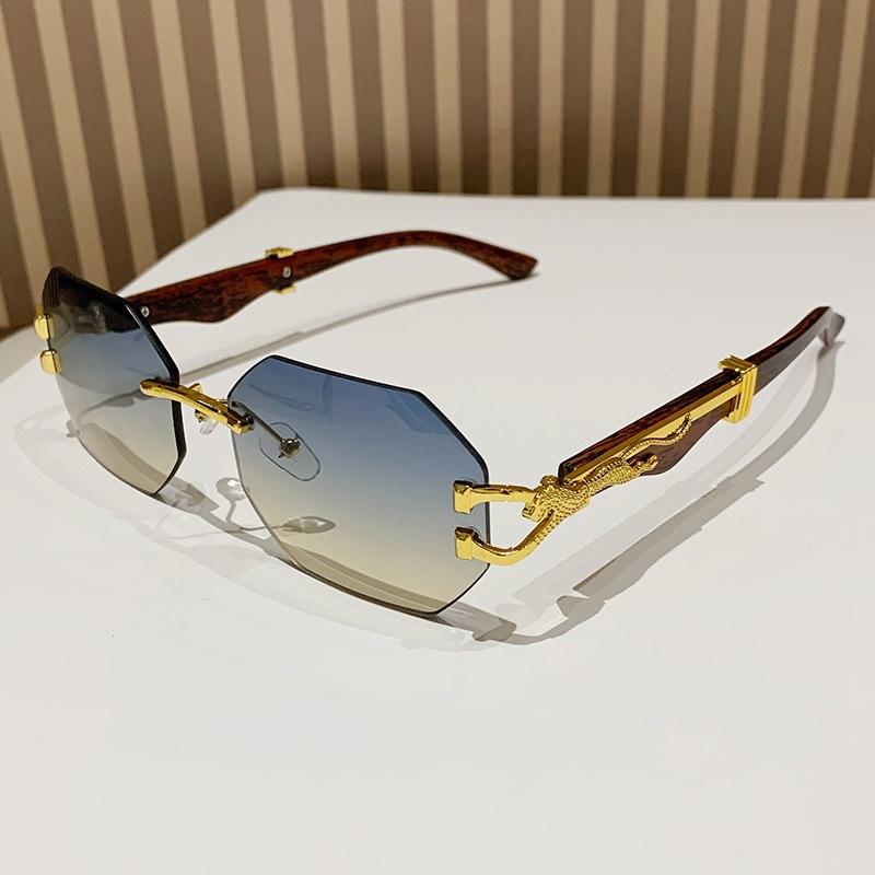 New Retro Wood Grain Leopard Glasses Legs Sunglasses Men's European and American Box Driving Cheetah Decorative Sunglasses