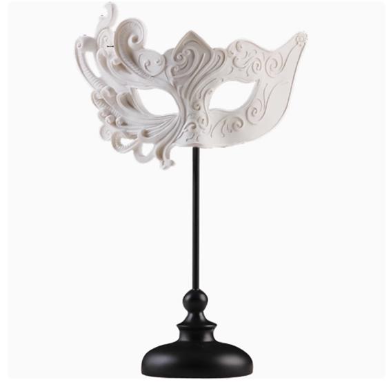 European Creative Vintage Mask Resin Figurines Accessories Art Home Room Desk Decoration Items Office Club Bar Furnishing Decor