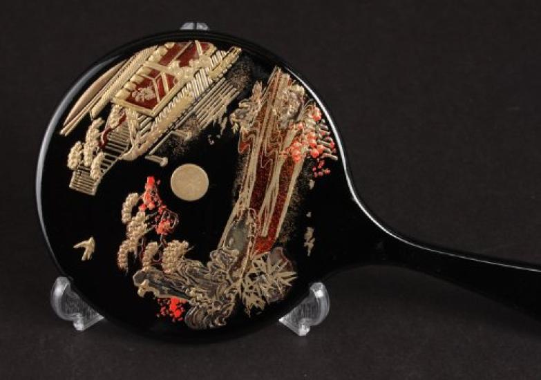 Maeju Lacquerware Hatsune Hand Mirror with Stand (B) 4L-207