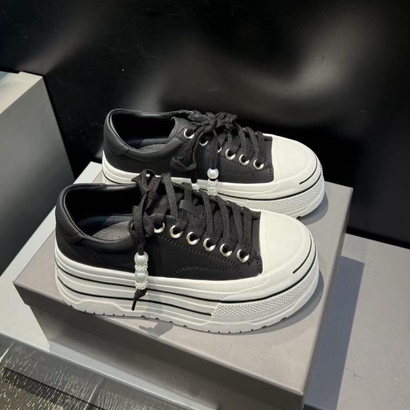 New thick-soled muffin shoes, leather little white shoes, heightening biscuit shoes, women's board shoes
