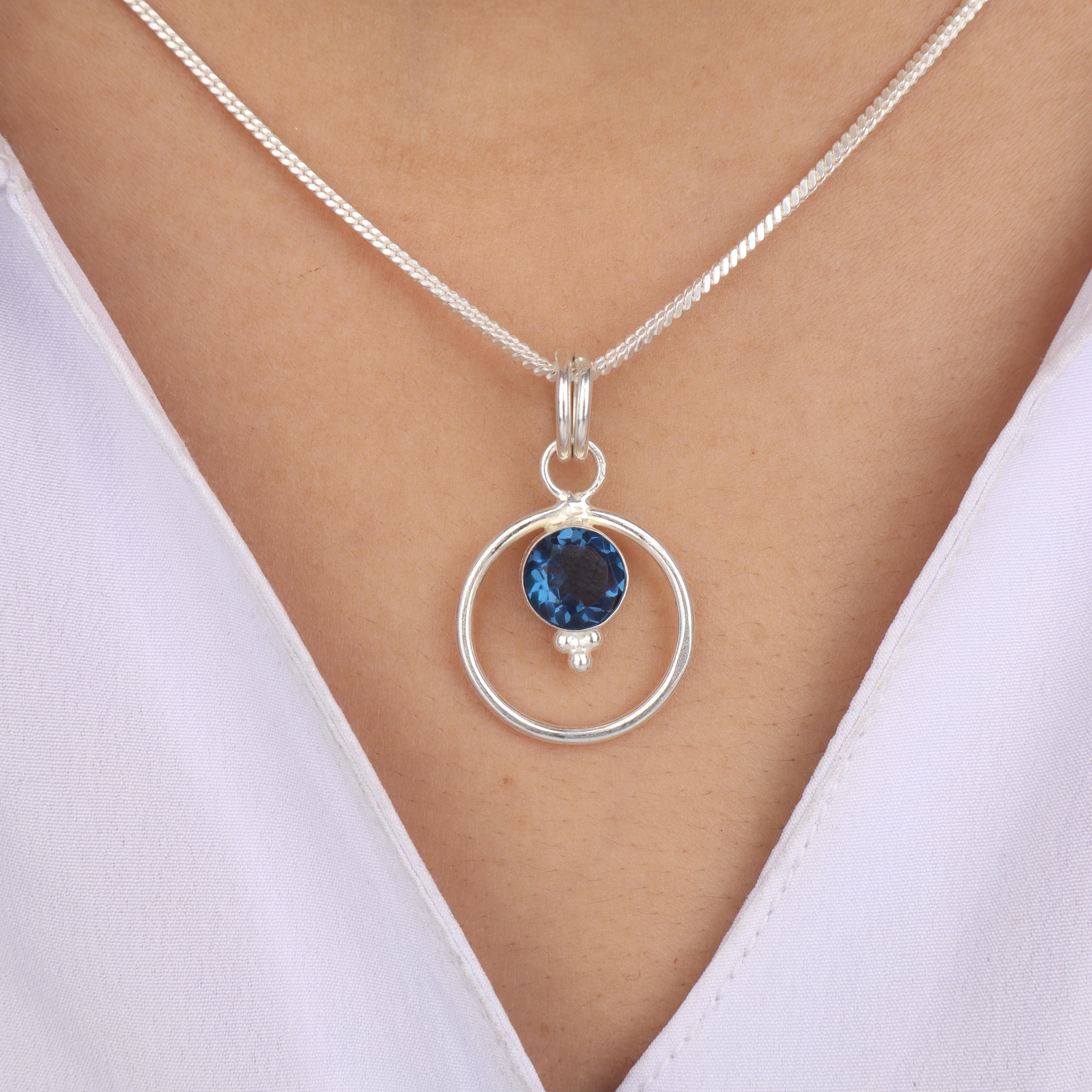 

Серебряный дизайнерский кулон с топазом London Blue 1,2 Женские украшения В подарок на день рождения PP-68-15
